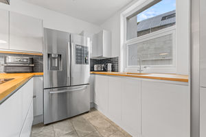 Photo 23- click for photo gallery